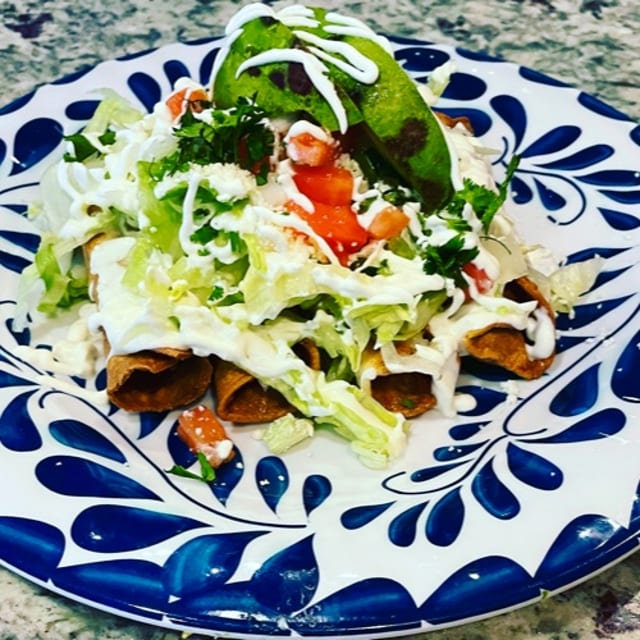 Cheesy Flautas (4).