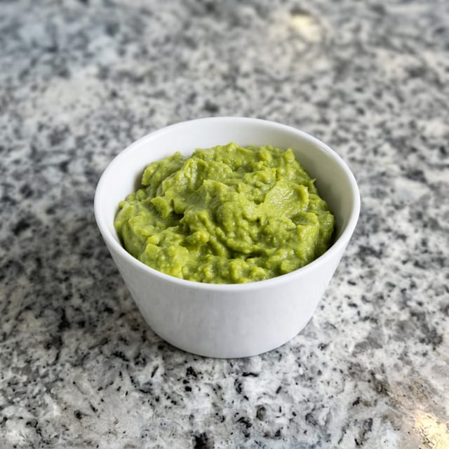 Guacamole (4oz).