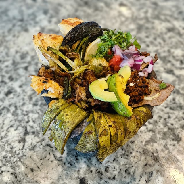 Molcajete a la Mexicana.